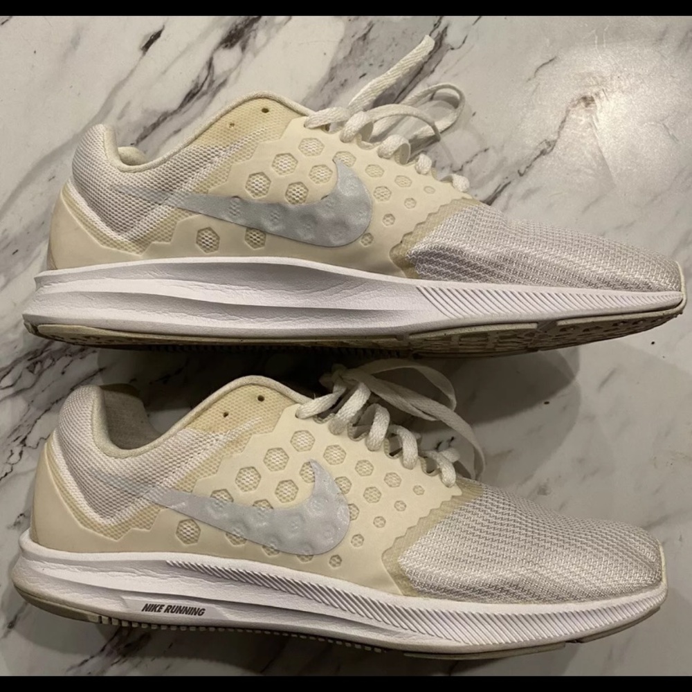 Nike Downshifter 7 -Size 9 -White+Tan EXCELLENT condition (Clean)